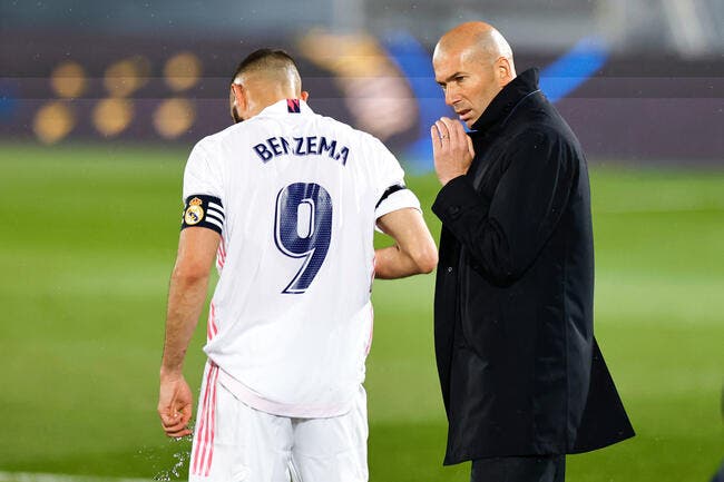 Benzema appelle au secours, Zidane décroche