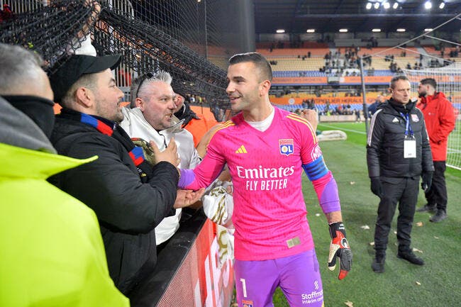 Anthony Lopes homme du match, l'OL choque ses supporters