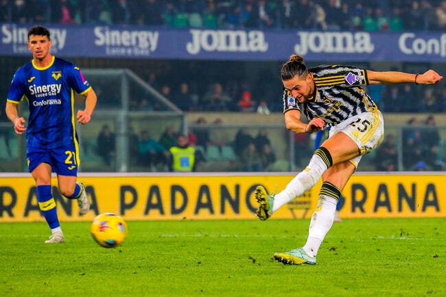 Adrien Rabiot colle un avertissement à la Juventus