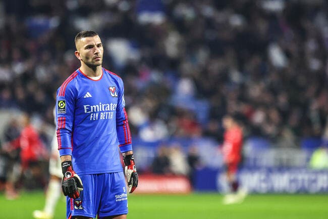 OL: Anthony Lopes will be the boss, Perry will sit on the bench