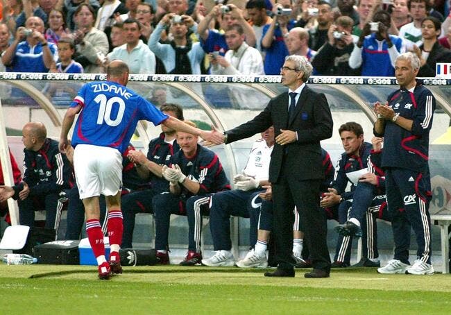 Zidane soutient Domenech, mais pas trop