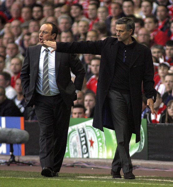 Mourinho met déjà Benitez à la porte