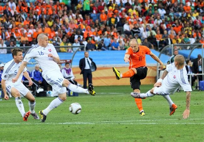 Avec Robben, les Pays-Bas passent à l’orange