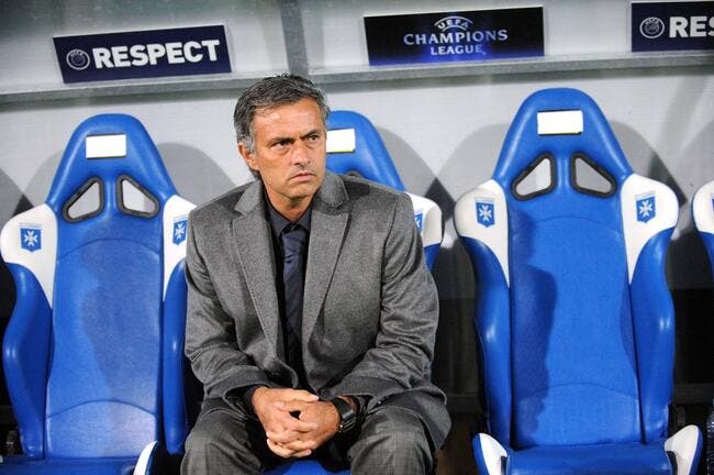 Mourinho met la pression sur l'arbitre du Clasico
