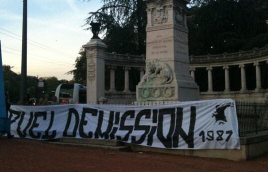 Des banderoles « Puel démission » envahissent Lyon