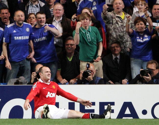 Rooney met Manchester dans un fauteuil face à Chelsea