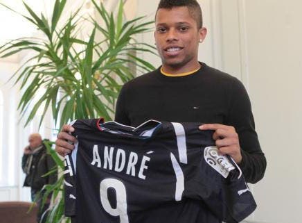 Bordeaux donne un mois à André