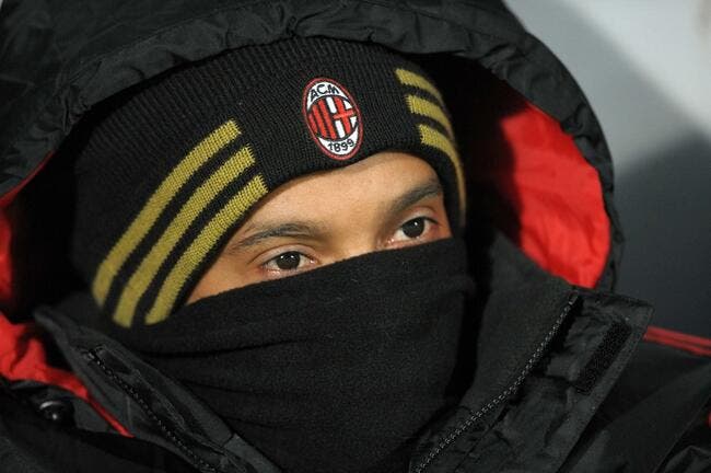 Ronaldinho quitte le Milan AC