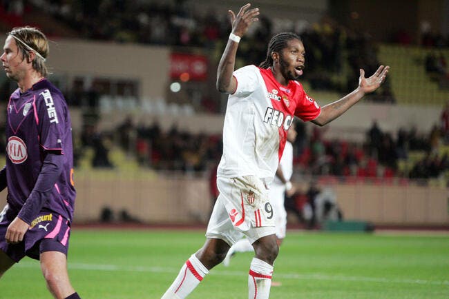 Monaco prêt à troquer Mbokani contre Saha
