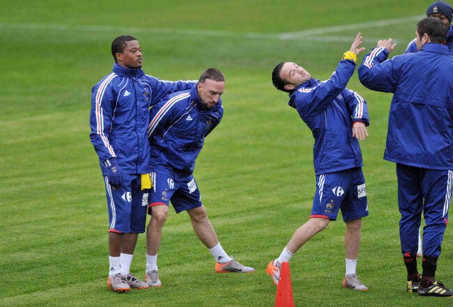 Evra et Ribéry précovonqués chez les Bleus