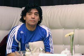 Maradona débutera à Glasgow
