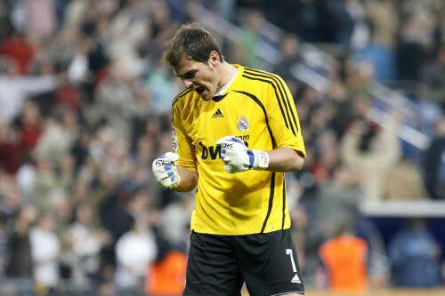 Casillas : «Barcelone me fait envie»