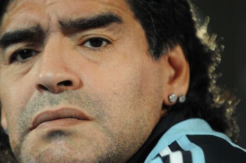 Maradona, show devant